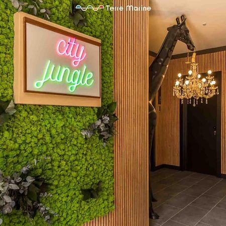 City Jungle, Terre Marine Специя Экстерьер фото
